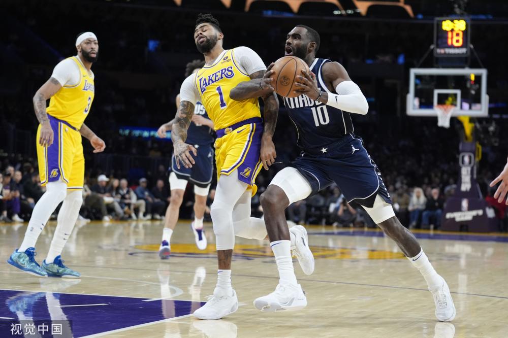 正是海峡两 正是海峡两