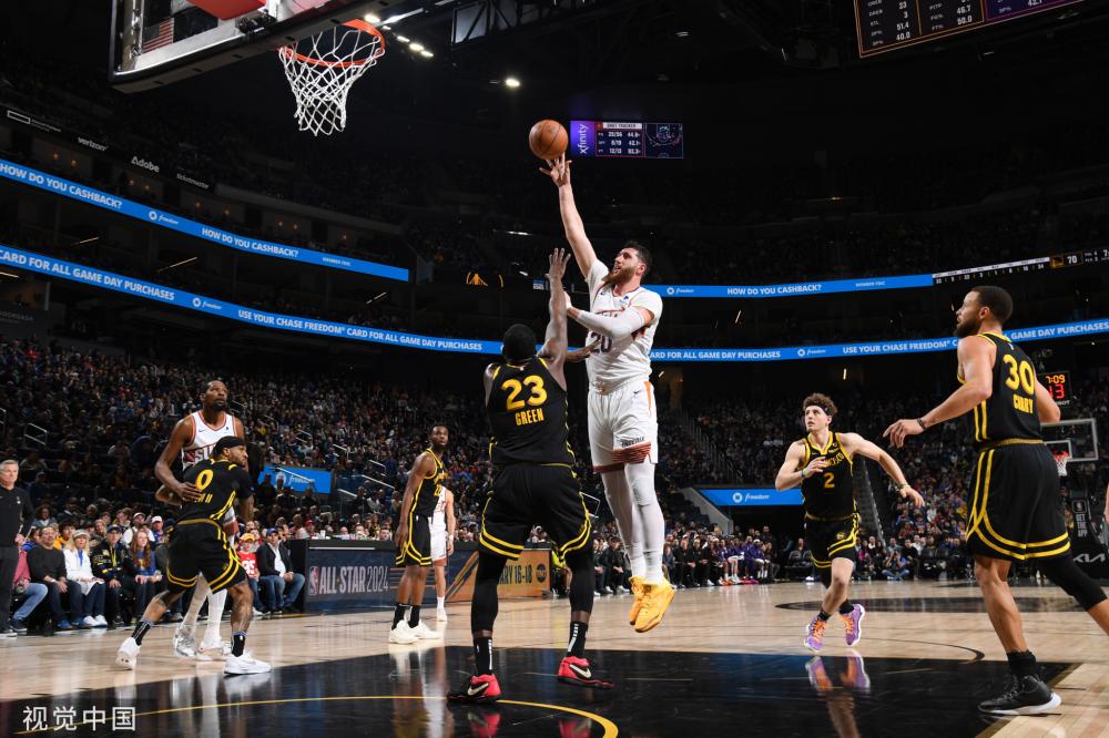 他的职业理 他的职业理